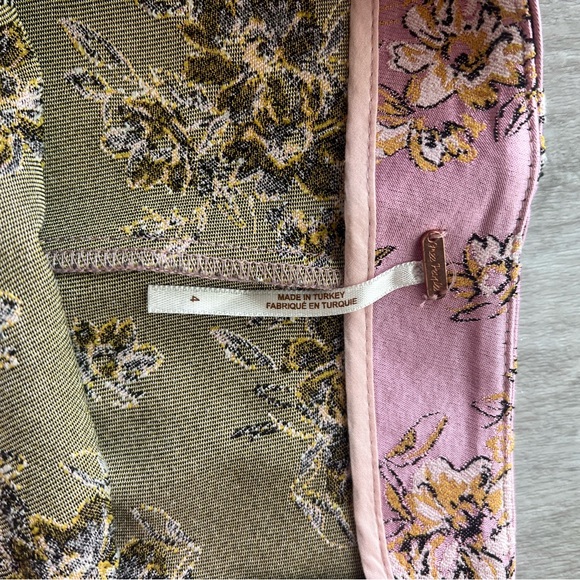 Free People mini skirt - Picture 3 of 3